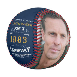 Balle De Baseball 40e anniversaire Né 1983 Monogramme Photo Légende 