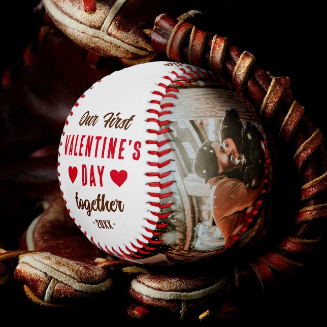 Balle De Baseball Notre première Saint Valentin Ensemble 2 Photos (Créateur téléchargé)