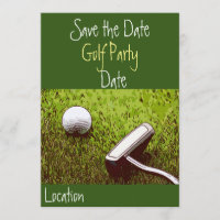 Balle de golf avec putter sur invitation en gazon