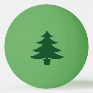 Balle De Ping Pong Forme verte d'arbre de Noël sur le vert