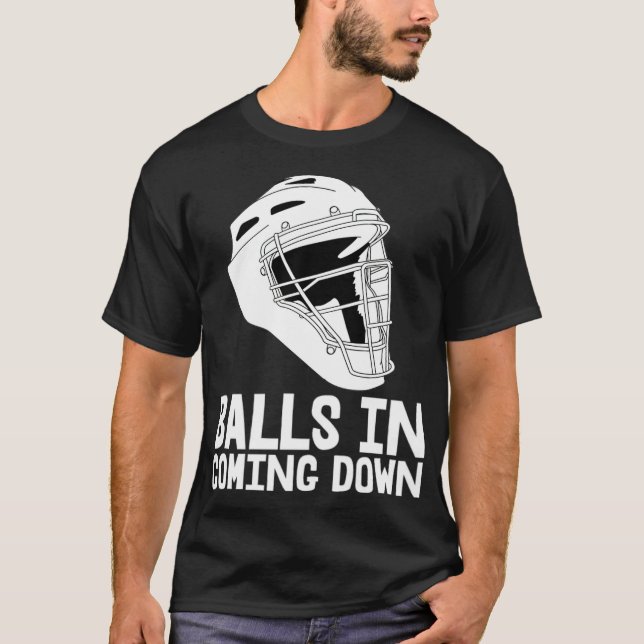 Bälle im Baseball-Bekleidungsgeschäft T-Shirt (Vorderseite)