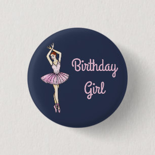 Ballerina in rosa Kleidung und Pointe Toe Shoes Button