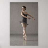 Ballerina in schwarzem Kleid En Pointe Tanz Wandku
