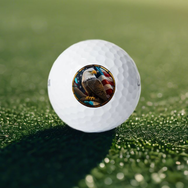 Balles De Golf Bal de golf Wilson Ultra Distance (Golf ball featuring stained-glass bald Eagle with US flag background.)