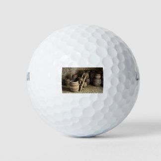 Balles De Golf Barils De Vin Au Sous-Sol