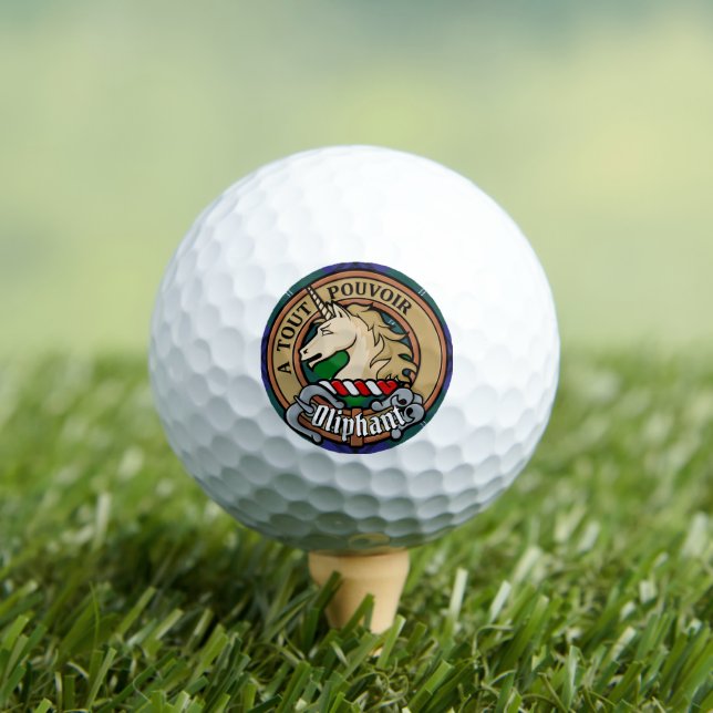 Balles De Golf Clan Oliphant Crest sur Tartan (T-shirt Insitu)