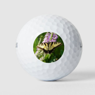 Balles De Golf Papillon Swallowtail sur Fleurs sauvages pourpres