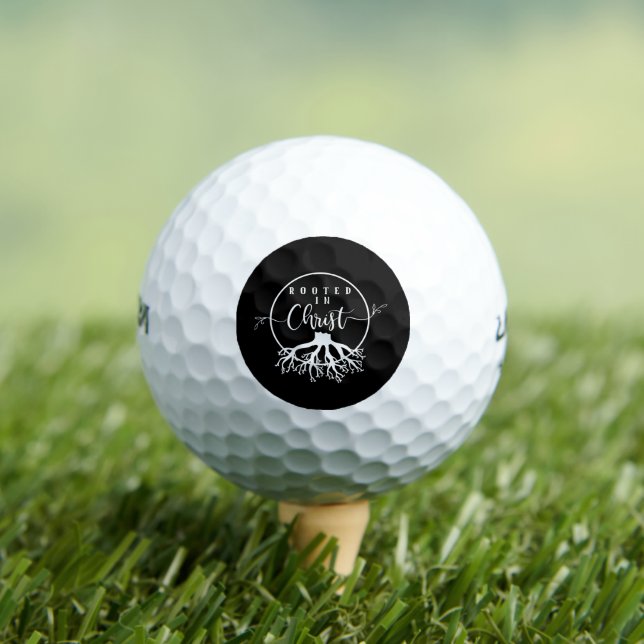 Balles De Golf Rooted in Christ (T-shirt Insitu)