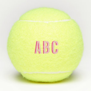 Balles De Tennis Monogramme empilé gras rose à 3 lettres