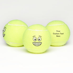 Balles De Tennis Visage de broyage avec yeux ouverts
