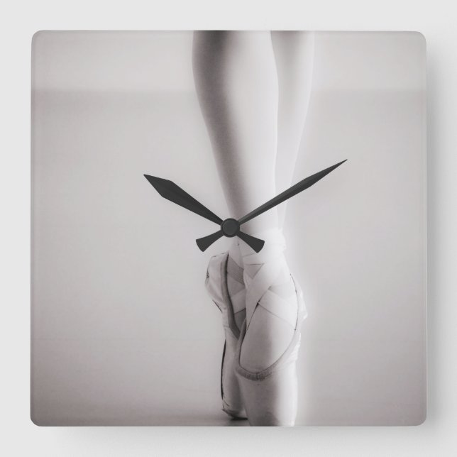 Ballet Pointe Shoes Sepia Dancing Slippers Quadratische Wanduhr (Vorderseite)