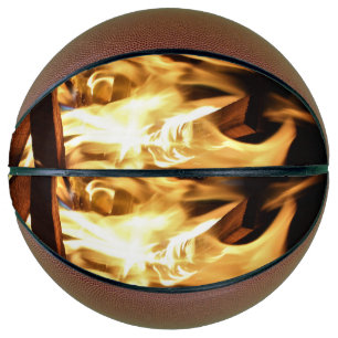 Ballon De Basket A travers les flammes
