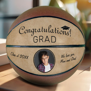 Ballon De Basket Félicitations Rustiques Diplômé Photo de Remise de