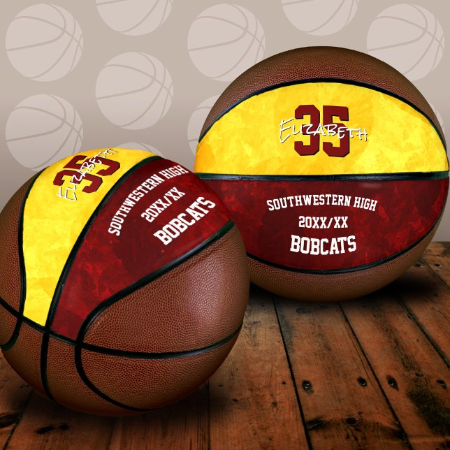 Ballon De Basket l'esprit d'équipe des filles maroon gold (Two views maroon gold team colors basketball)