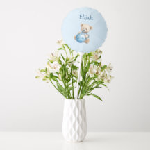 Mignon ours en peluche avec balle bleue