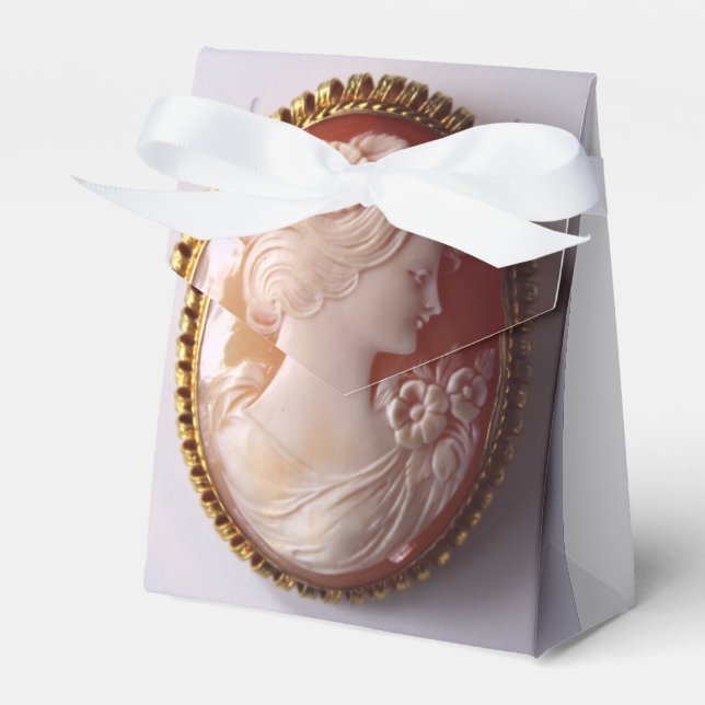 Ballotins Antique Cameo (Verso)
