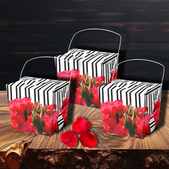 Ballotins Aquarelle Roses Rouges Rayures Noires et Blanches  (Take out style favor boxes 2"w x 2"l x 2.75"h, ships flat, some assembly required.)