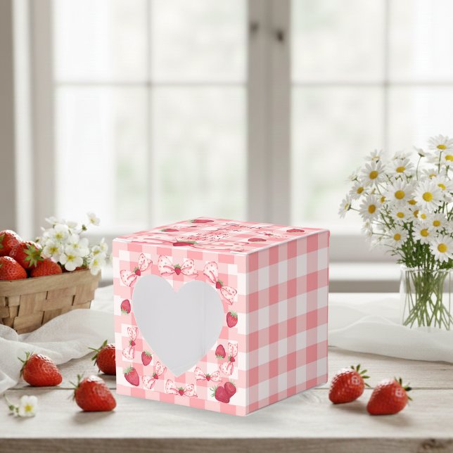 Ballotins Berry First Birthday Red Gingham Bows Square (Berry First Birthday Red Gingham Bows Square Favor Boxes - Heart 2x2x2)
