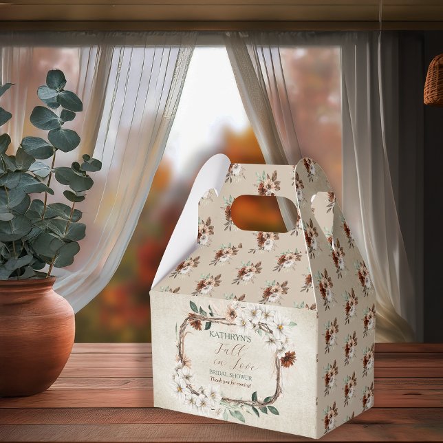 Ballotins Boho Muted Fall Fête des mariées florale (Boho Muted Fall Floral and Grapevine Wreath "Fall in Love" Bridal Shower Favor Box - Gabled)