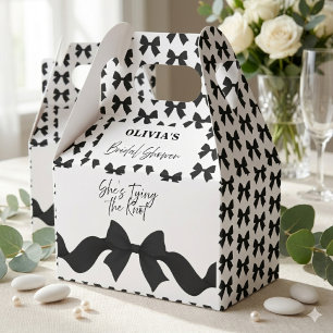 Ballotins Cérémonie de mariage avec un nœud papillon noir El