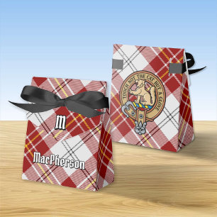 Ballotins Clan MacPherson Crest sur la robe rouge Tartan