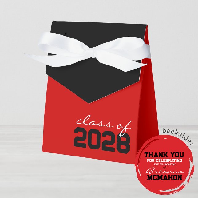 Ballotins de la Graduation Rouge et Noir (Red & Black Graduation Favor Boxes. With Personalization on Back)