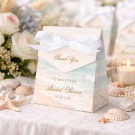Ballotins Fête prénuptiale d'été sur la plage côtière