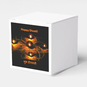 Ballotins Lumières de Diwali Diya et salutation heureuses d