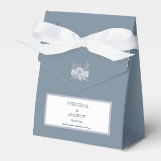 Ballotins Mariage de style victorien en bleu avec fleurs bla