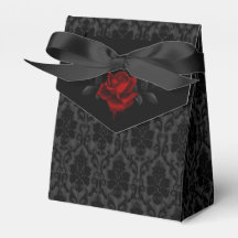 Mariage Rose noire damassée gothique