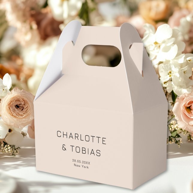 Ballotins Mariage simple et élégant (Simple, elegant wedding favor boxes with your name and date.)