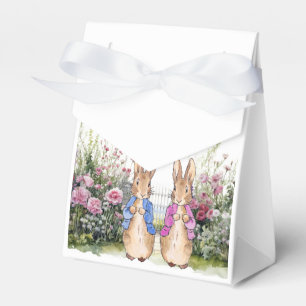 Ballotins Peter et Flopsy dans leur jardin fleuri