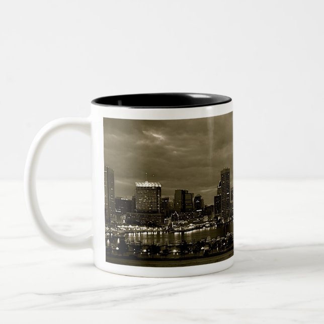 Baltimore-Tasse Zweifarbige Tasse (Links)