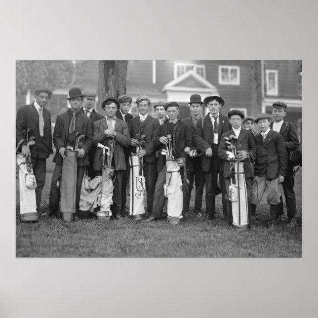 Baltusrol Golf Caddies: Anfang des 19. Jahrhundert Poster (Vorne)