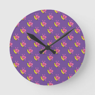 Banana froh lächelt und entspannt runde wanduhr