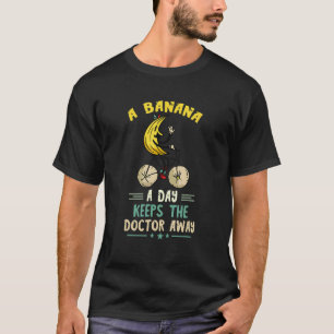 Banane pro Tag Fahrradfahren Radfahren Banane Vege T-Shirt