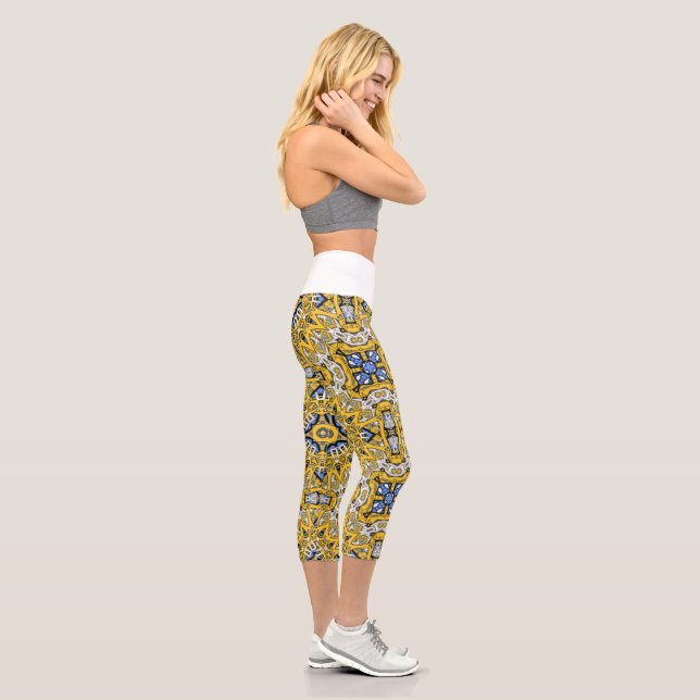 Band elf Kaleidoskop-Kunst fünfzehn Capri Leggings (Rechts)