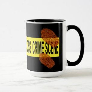 Bande de scène du crime avec la tasse sanglante