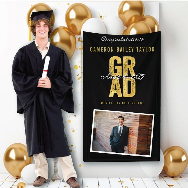 Banderoles Bold GRAD Class Of 2025 Photo Graduation Party (Class Of 2025 Modern Bold Golden GRAD Photo Graduation Party Banner @ www.zazzle.com/color_therapy)