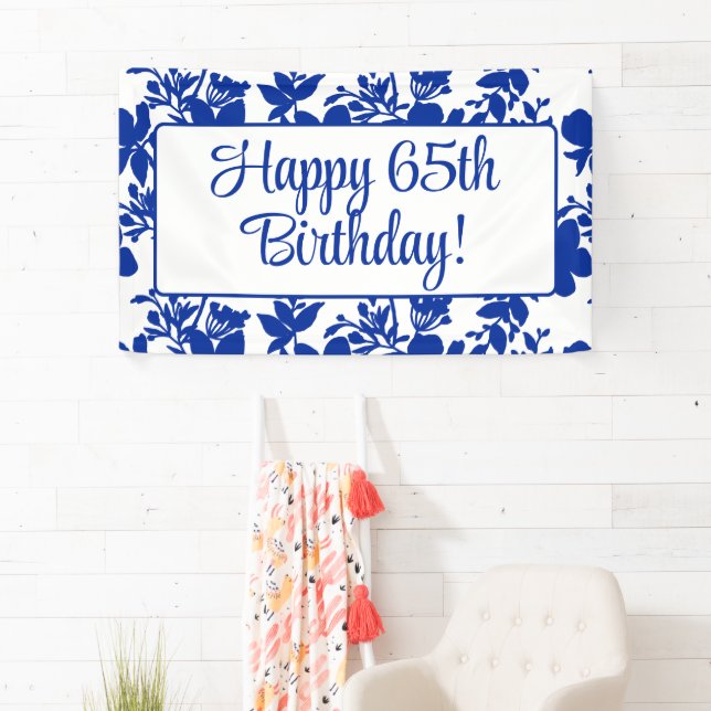 Banderoles Chic Blue Floral 65e fête d'anniversaire (En situation)