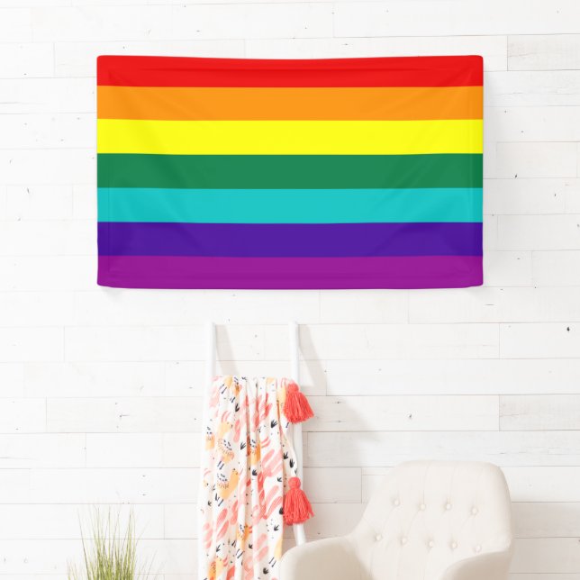 Banderoles Drapeau Gay pride arc-en-ciel 7 bandes (En situation)