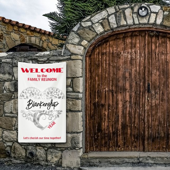 Banderoles Famille personnalisée Réunion Coeur Arbre d'Art Bl (Greet the family with a heart tree art on white with red text vertical format reunion banner.
)