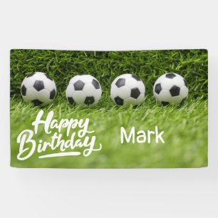 Banderoles Football Anniversaire avec balle sur gazon vert