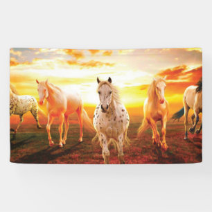 Banderoles Horses at sunset throw pillow