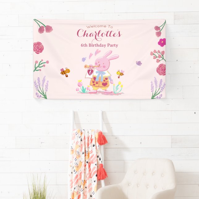 Banderoles lapin rose aquarelle dans le jardin anniversaire d (En situation)