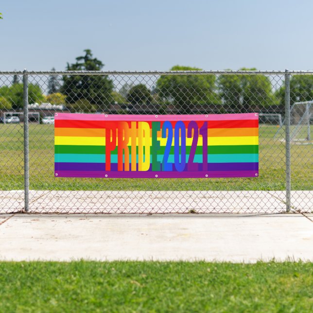 Banderoles LGBT Rainbow Pride Gay pride 2021 (En situation)