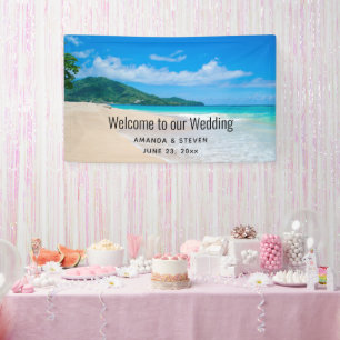 Banderoles Mariage sur une plage panoramique de destination t