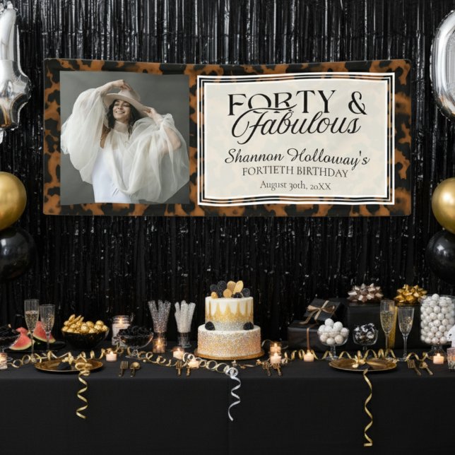 Banderoles Photo d'anniversaire de tortue amusante quarante a (This Fun Tortoise Shell Birthday Forty and Fabulous birthday photo banner is fun for all!)