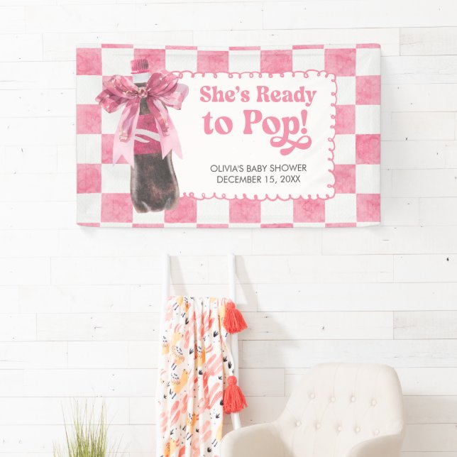 Banderoles Pink She's Ready to Pop Baby Shower (En situation)