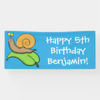 Un mignon escargot heureux sur une illustration d'